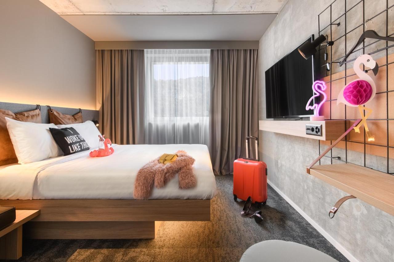 Moxy Sion Hotel ภายนอก รูปภาพ