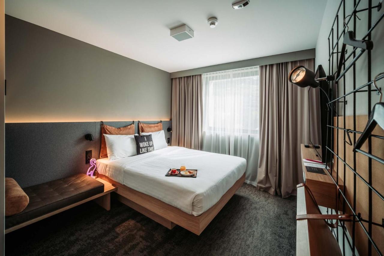 Moxy Sion Hotel ภายนอก รูปภาพ